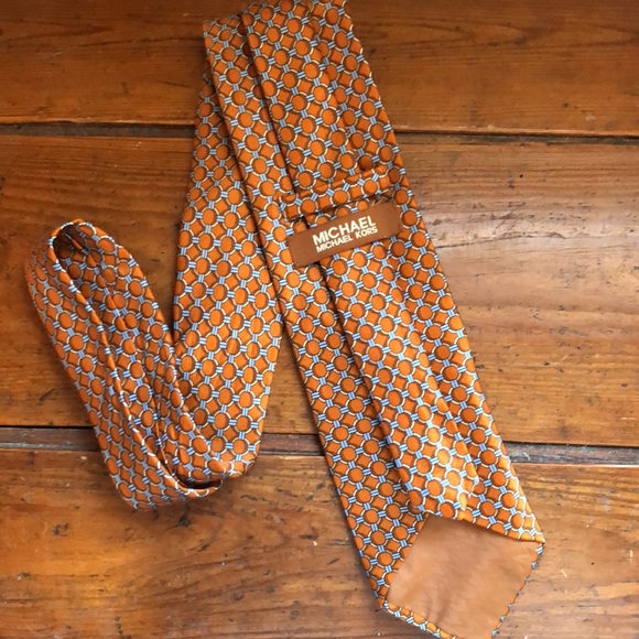 MICHAEL KORS USA Made 100% Silk Brilliant Orange Tan & Blue Graphic - Picture 12 of 16